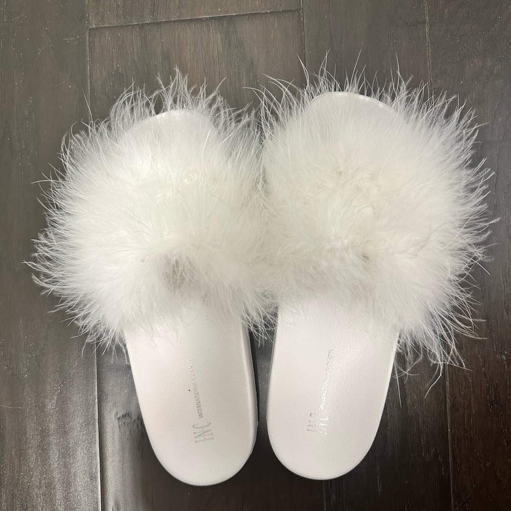 Feather slides